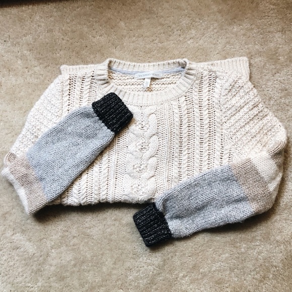Victoria’s Secret wool knit sweater - Picture 7 of 7